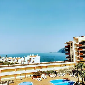 https://balcn-los-gigantes-puerto-de-santiago.in-canary-islands.com